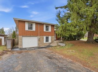 14 Valiant St W, Pelham, ON