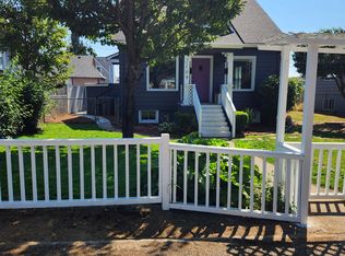 2109 8th St, Bremerton, WA 98312