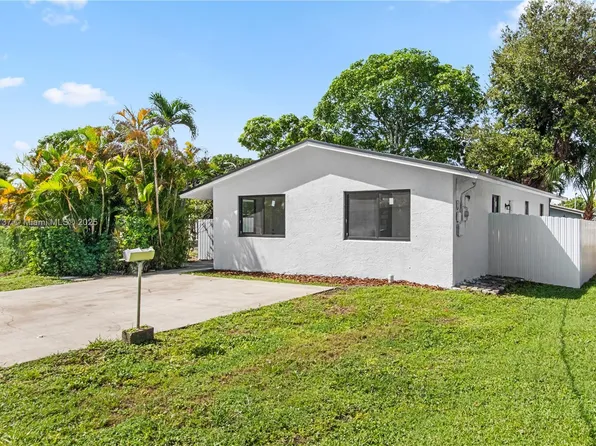 205 NW 7th Ave, Dania Beach, FL 33004