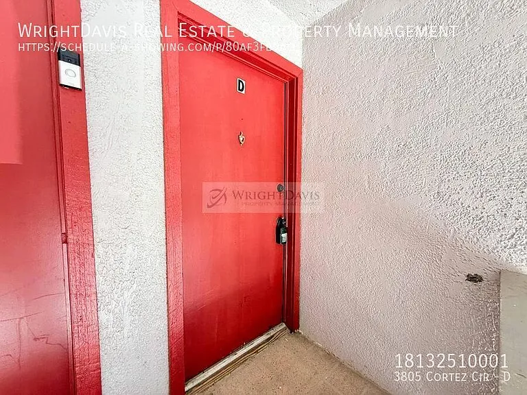 3805 Cortez Cir #D — Photo 4