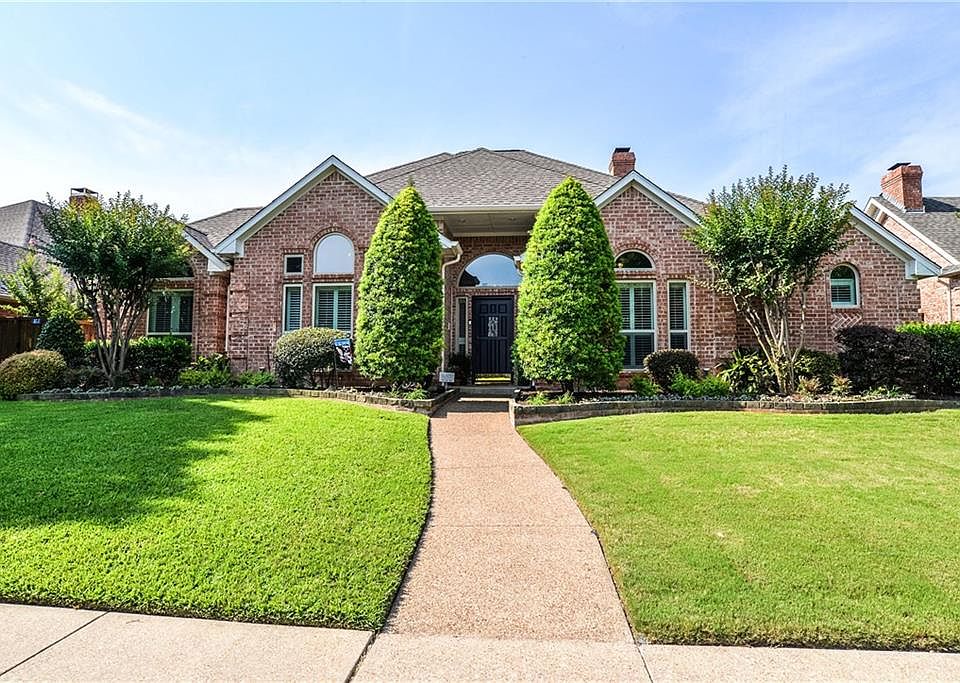 1st image of 251 Park Valley Dr