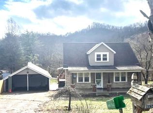 5134 Crystal Dr, Cross Lanes, WV 25313