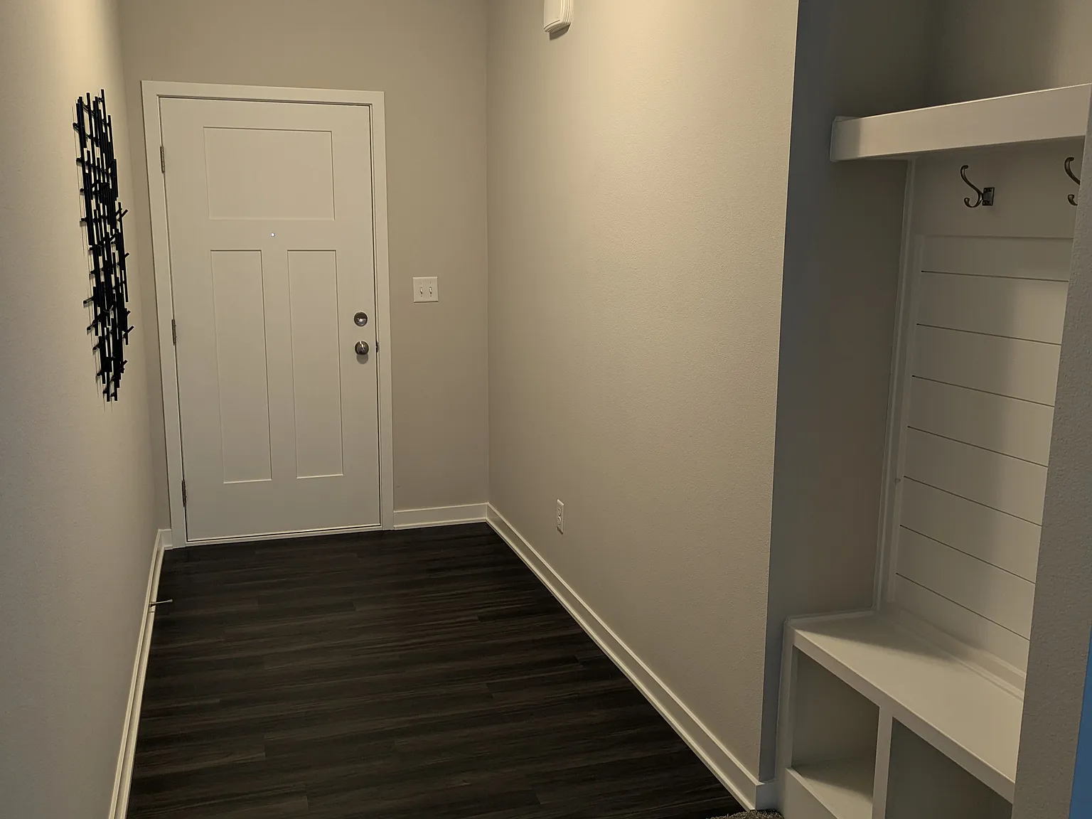 3 bed, 2.5 bath, 1450 sqft, $1,825 — Photo 2