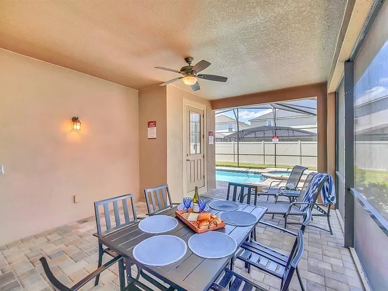 9009 Egret Mills Ter — Photo 42