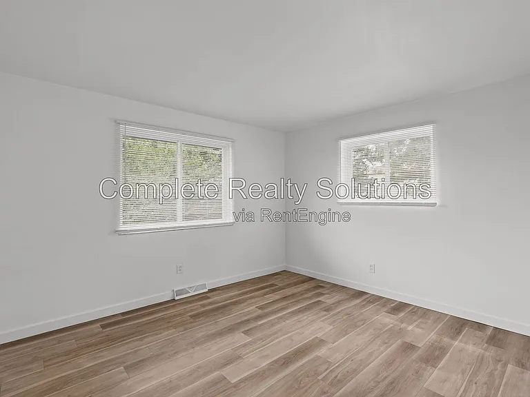 2543 Mary Ave #G — Photo 15