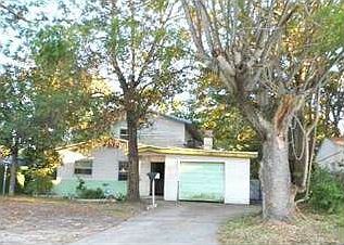 1st image of 5635 Kelly Dr N