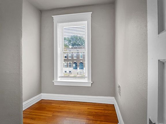 3rd image of 3531 Giles Ave #A