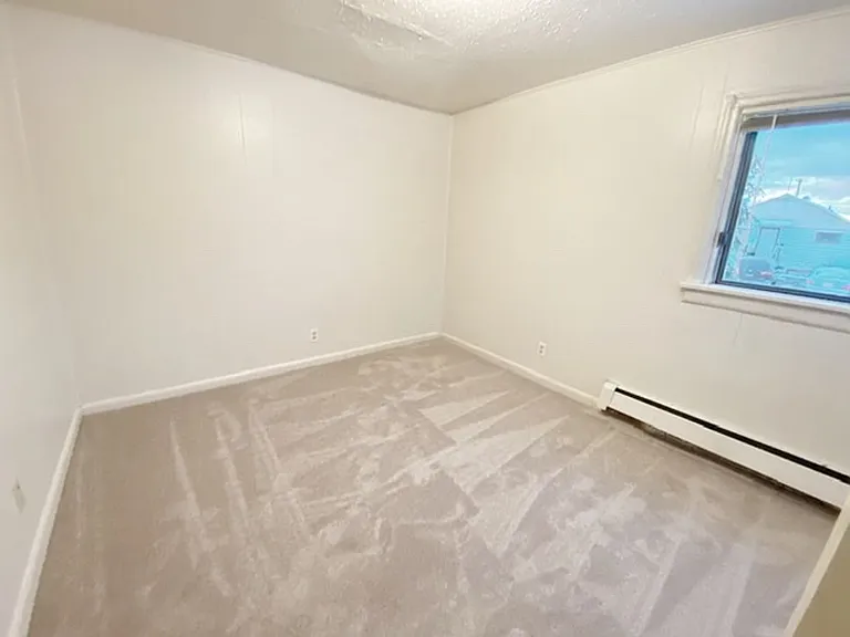 1335 Hyder St — Photo 50