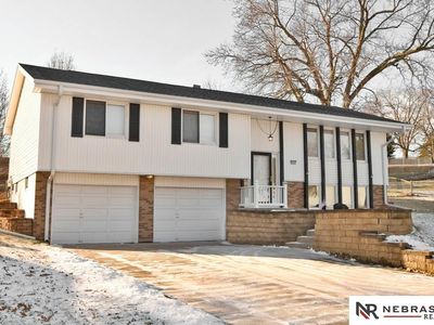 9197 Ogden St, Omaha, NE, 68134
