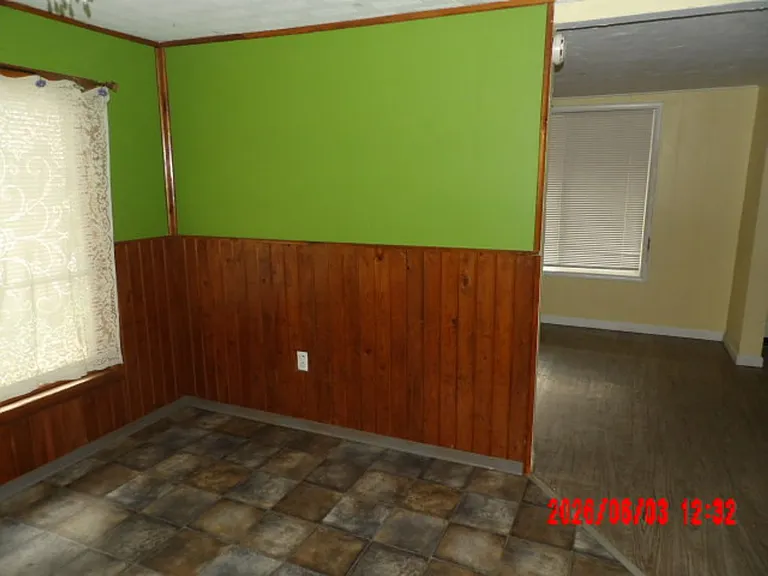 155 N 17th Ave — Photo 8