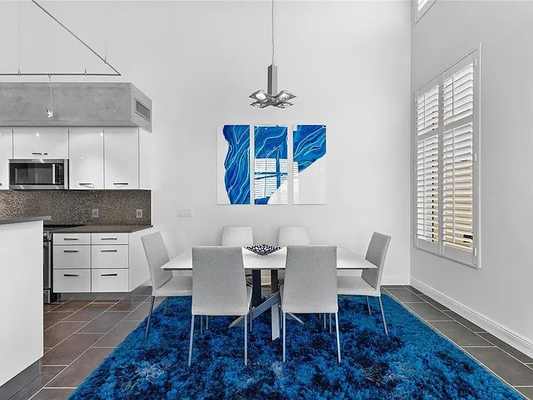 800 N Tamiami Trl #321A — Photo 11