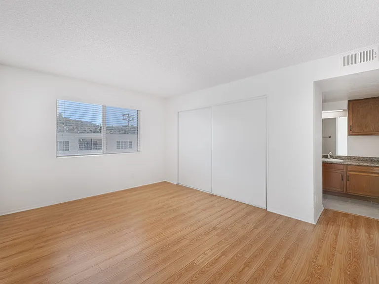 10133 Tujunga Canyon Blvd — Photo 48