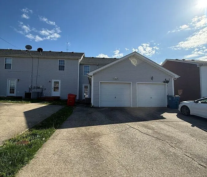 221 John Sutherland Dr — Photo 13