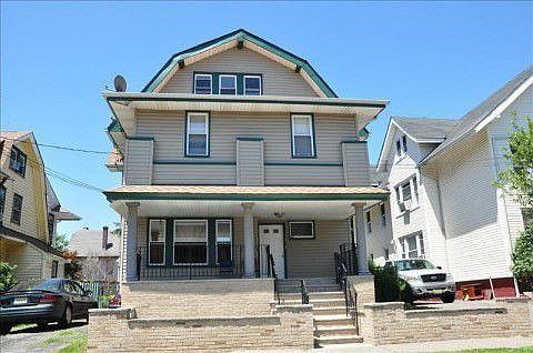 2nd image of 400-402 E 37th St