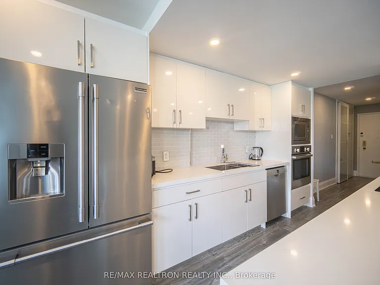 60 Montclair Ave #506 — Photo 19