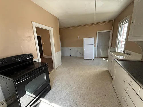 328 Hancock St #328 Photo 1