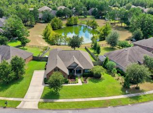 517 Mango Ln, Freeport, FL 32439