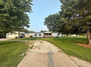 502 N Snapp St, Oaktown, IN 47561