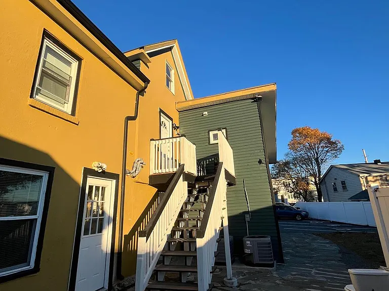 37 Cleveland St #1 — Photo 32