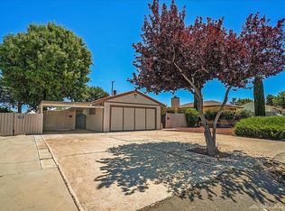 21200 Santa Barbara Dr, Tehachapi, CA 93561