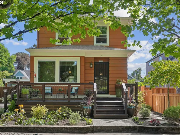 1532 SE Tolman St, Portland, OR 97202