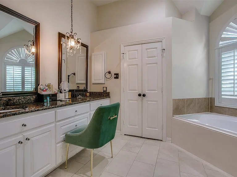 14628 Dickenson Ct — Photo 23