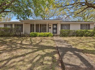2201 Osage Dr, N Little Rock, AR 72116