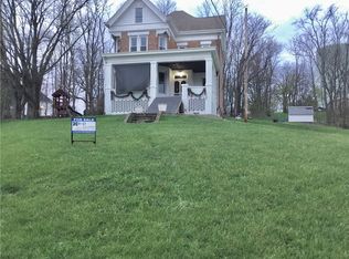 11299 Wren Dr, North Huntingdon, PA