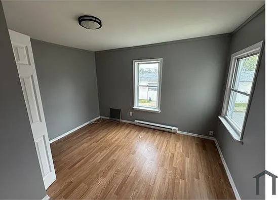 4 bed, $1,800 — Photo 4