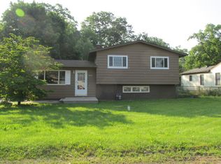 15532 Westwood Dr, Monroe, MI 48161