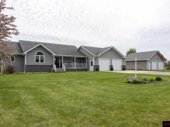 28029 210th Ave, New Ulm, MN 56073