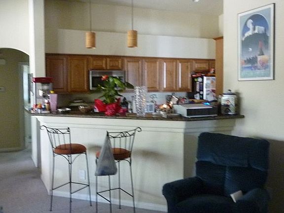 Great Room Bar and Kitchen