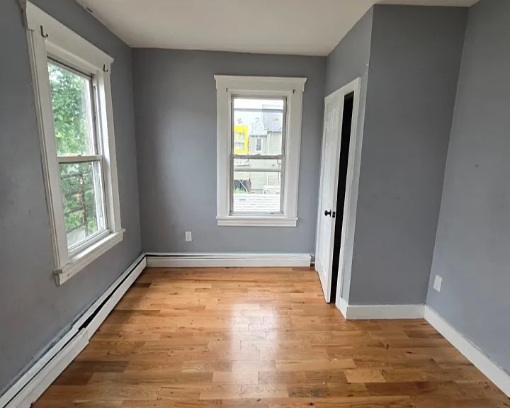 952 Lafayette St #L2 — Photo 3