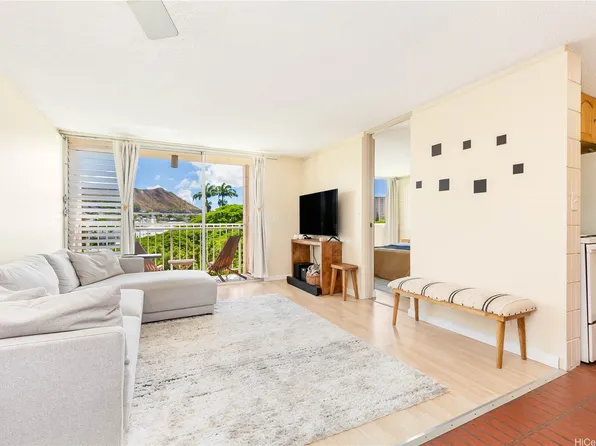1720 Huna St #B/504, Honolulu, HI 96817