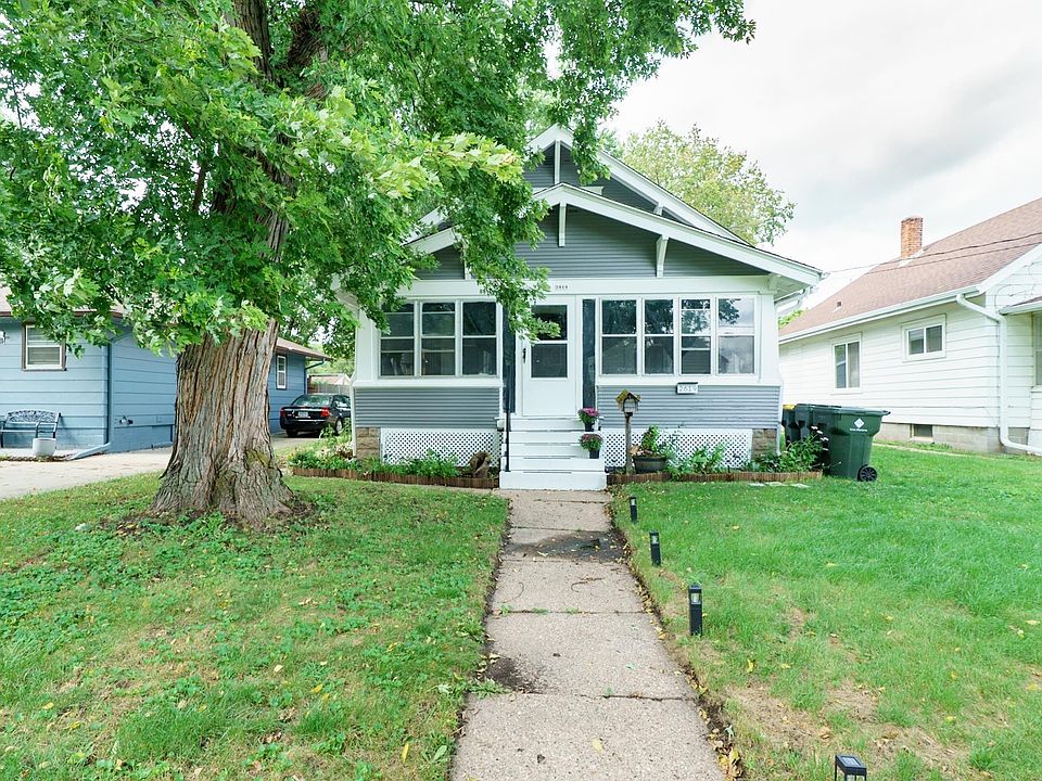 1st image of 2619 Rebecca St