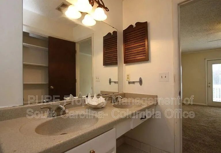 141 Outrigger Ln — Photo 2