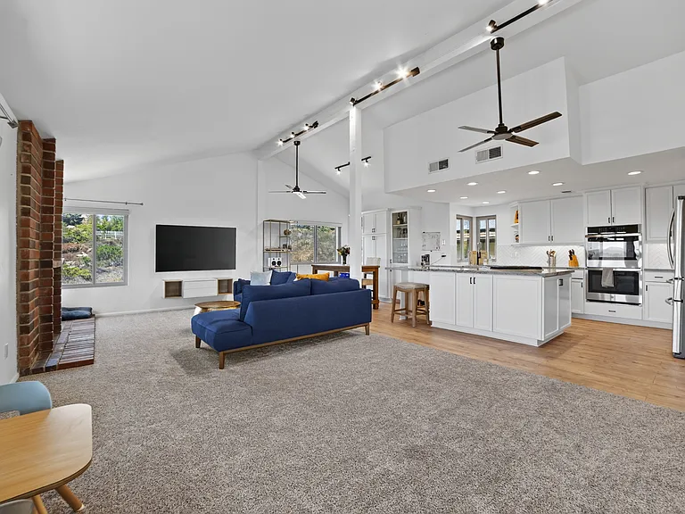 14058 Tierra Bonita Rd — Photo 4