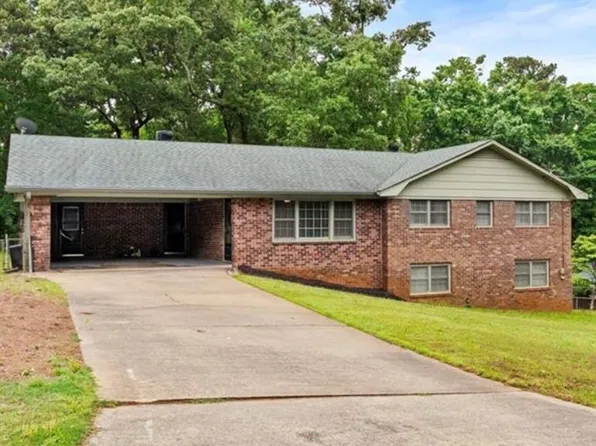 4433 Lake Forest Dr, Oakwood, GA 30566
