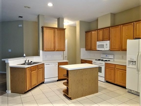 3rd image of 12107 Pennywood Ct