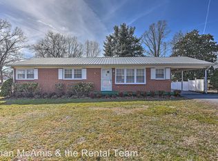 106 Hopeville Ave, Greeneville, TN 37745