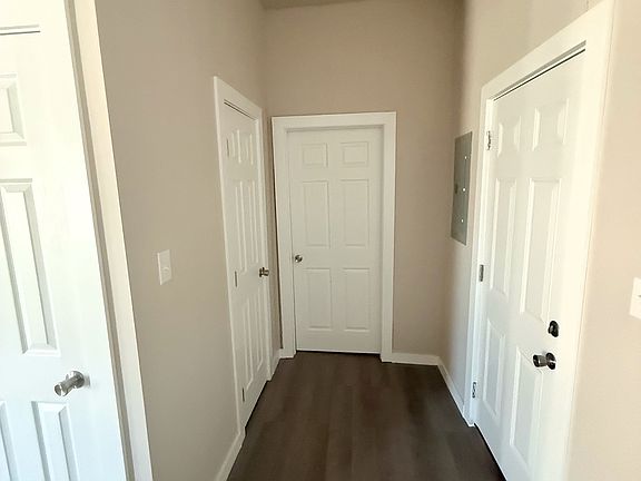 2nd image of 1131 E Moman Ave