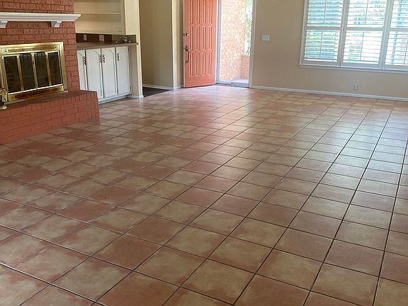 5th image of 4908 Hanover Dr