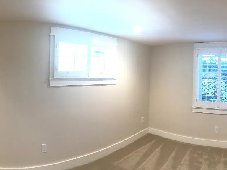 2295 York St — Photo 6