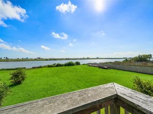 1924 Sydnor Ln, Galveston, TX 77554