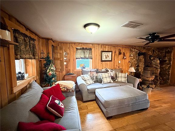 5th image of 2964 Dawson Run Rd