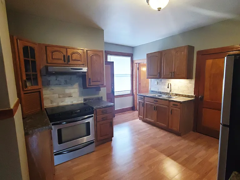 1610 Osborne St #2-R — Photo 8