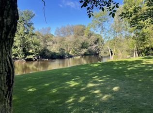1507 E Washington St, West Bend, WI 53095
