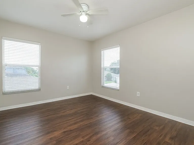 13516 Prestwick Dr — Photo 13