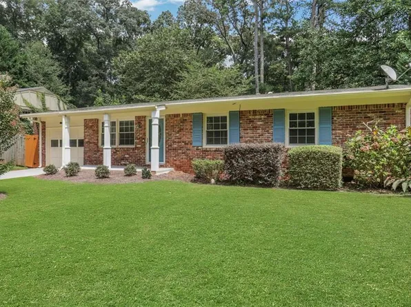 939 Seville Dr, Clarkston, GA 30021