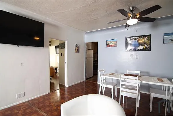8703 Baring Cross St — Photo 5